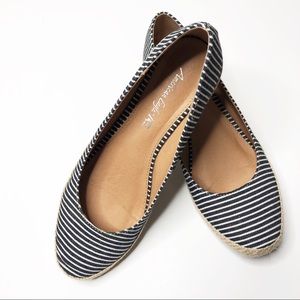 American Eagle Espadrille Canvas Wedge